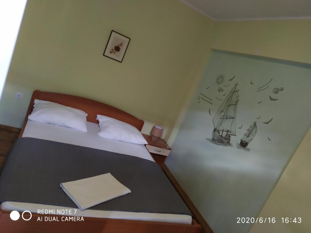 Apartman Ena Vodice Luaran gambar