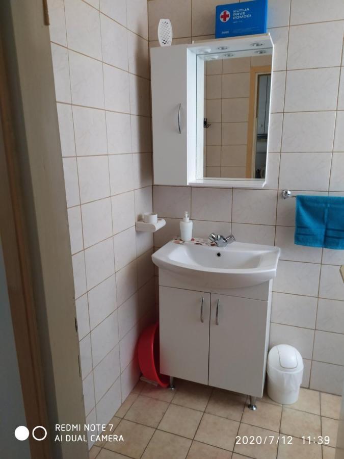 Apartman Ena Vodice Luaran gambar