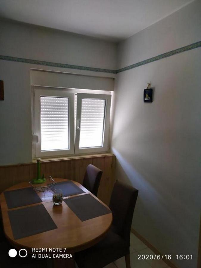 Apartman Ena Vodice Luaran gambar